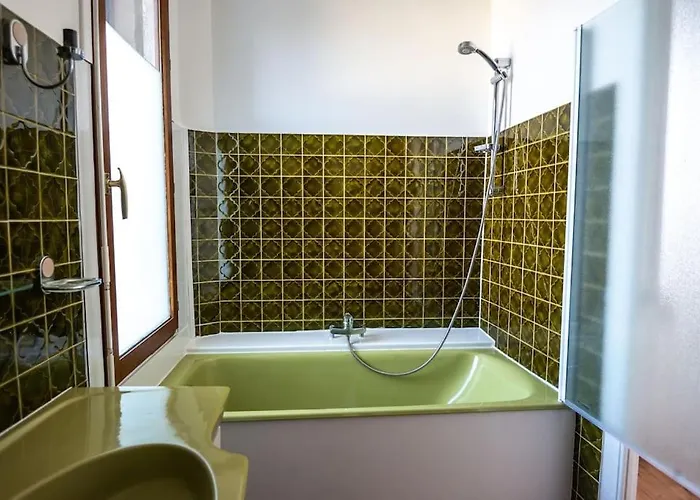 Appartement La Petite Marcelle, & Garage